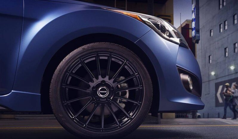 Hyundai Veloster Turbo Sport full