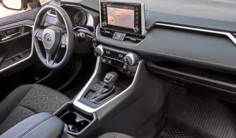 Toyota RAV4 SE, like New full